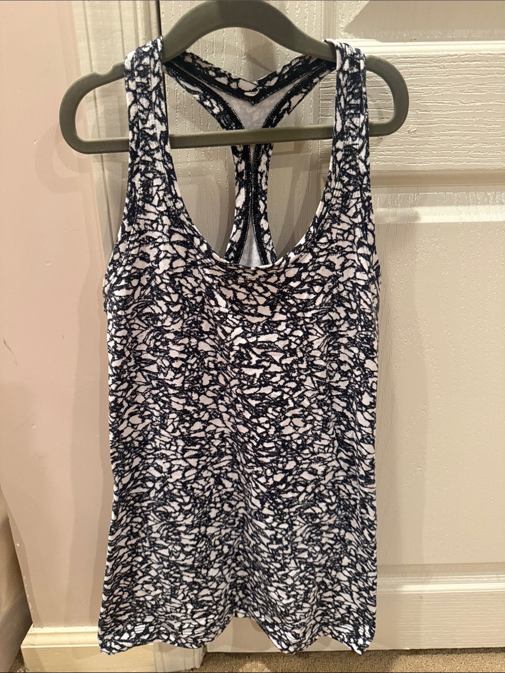 Lululemon cool racerback II size 4